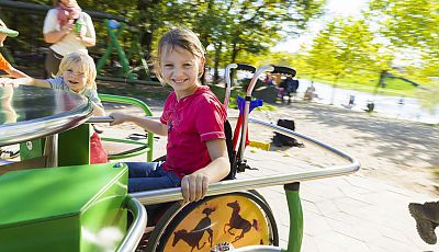 Barrierefrei spielen im Sonnenlandpark Lichtenau © TMGS_Sylvio_Dittrich
